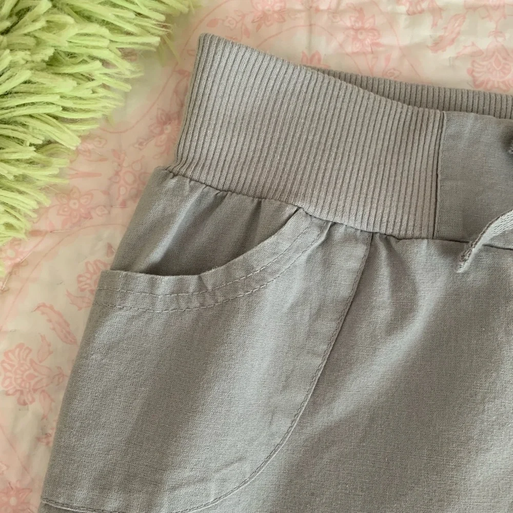 One Step Up Shorts Girl M (10-12) Gray Bermuda Twill Cargo Pocket Studs Stretchy